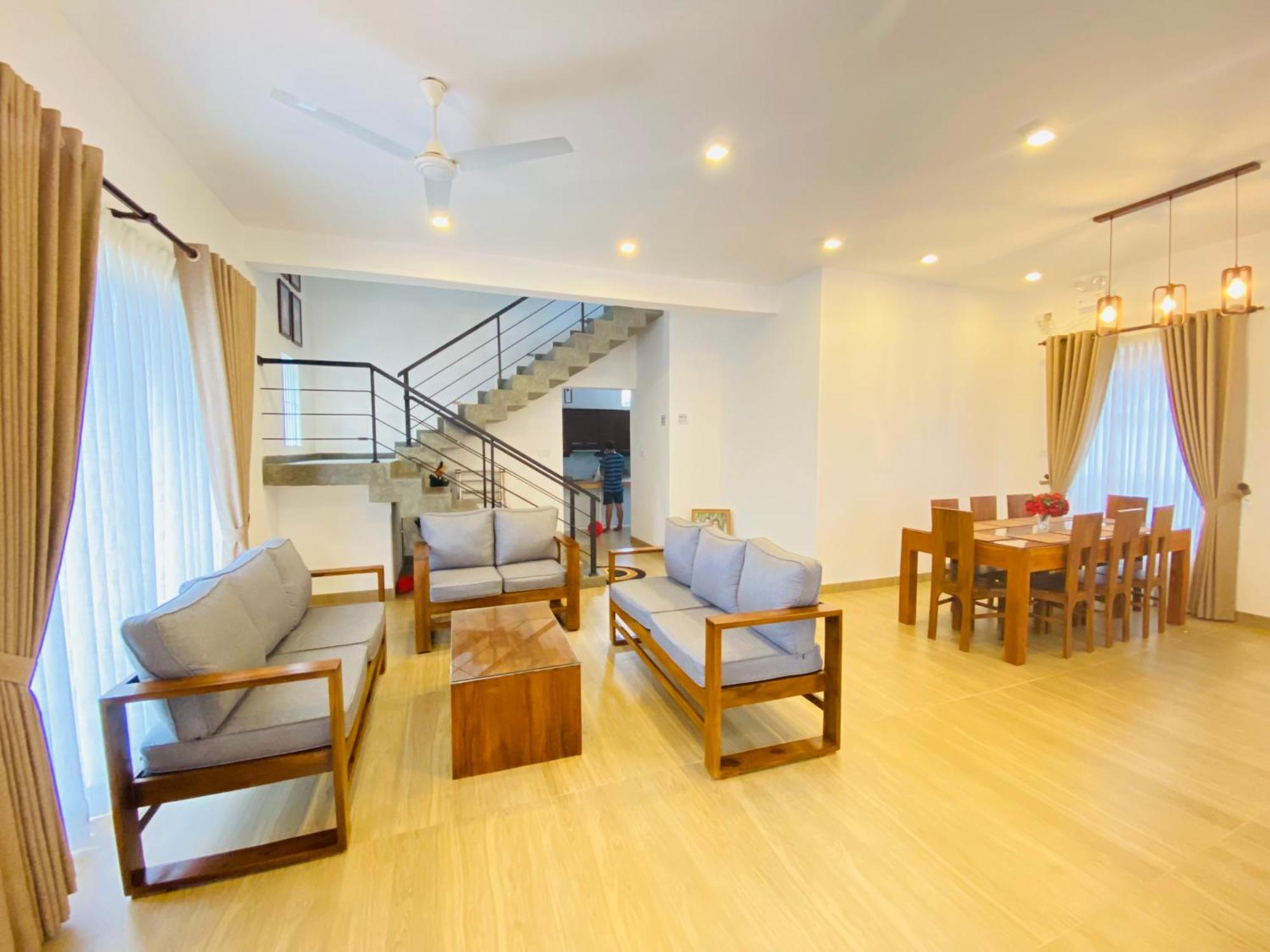 Srimadis Villa Near Airport - ネゴンボ エクステリア 写真